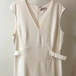 Form fitting comfortable v-neck dress